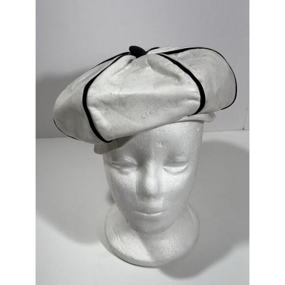 Vintage Woman Miss Dior Created By Christian Dior White Solid Leather Hat - Picture 1 of 6